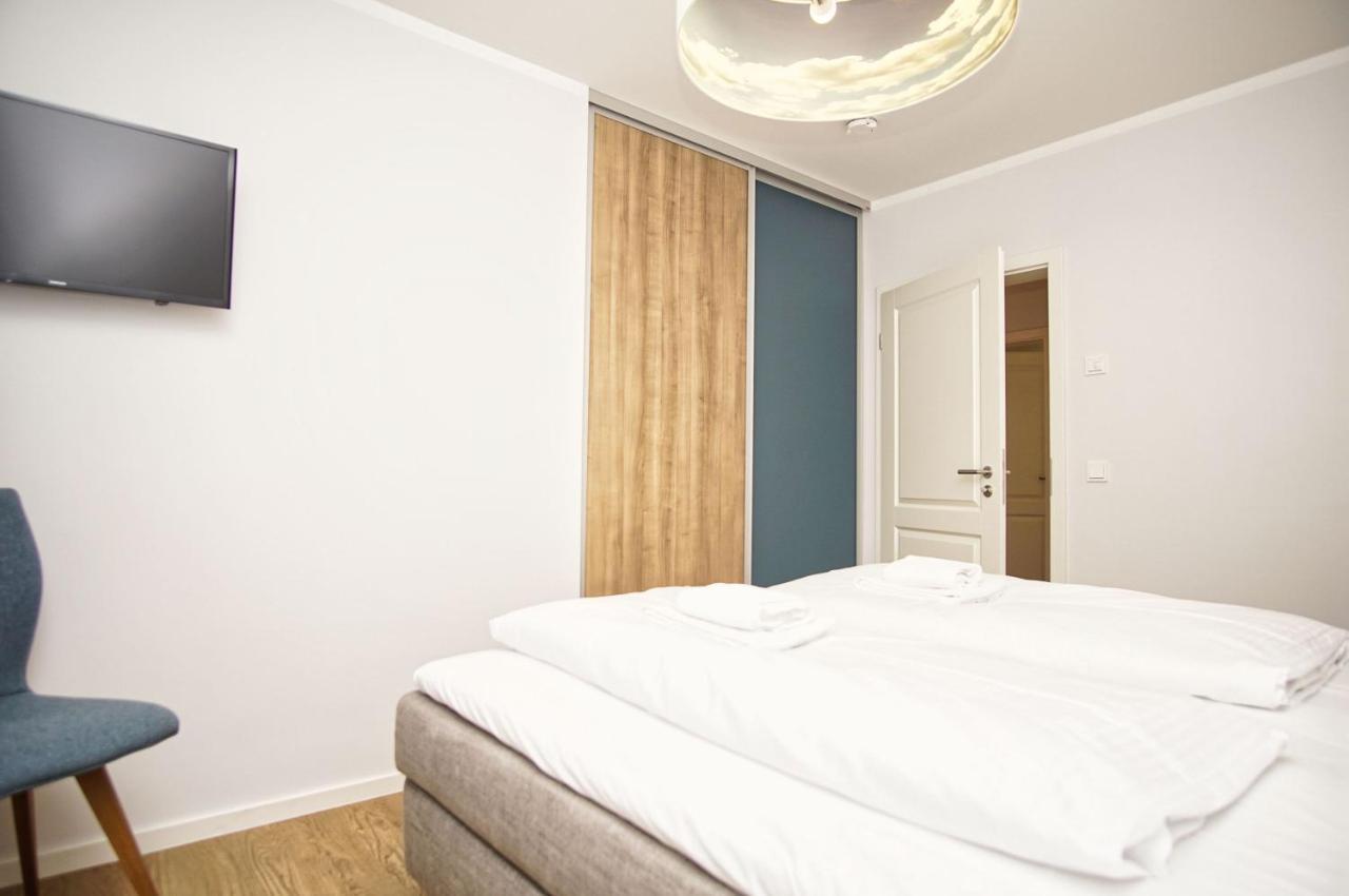 Zentrale Fewo Mit Terrasse, Gratis Nutzung Vom Ahoi Erlebnisbad Und Sauna In Sellin - Villa Anni Fewo 02 Гьорен Екстериор снимка